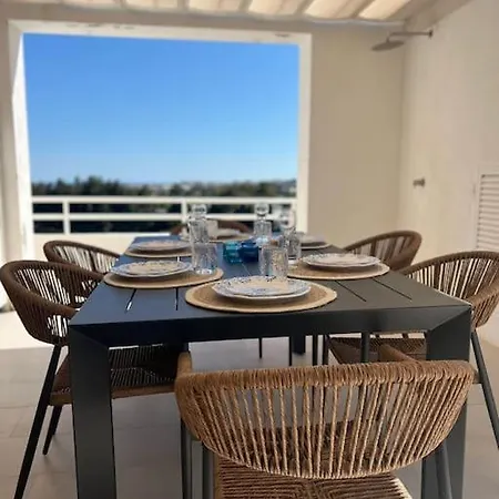 דירה Scandinavian 3 Bdrm Penthouse מארבלה